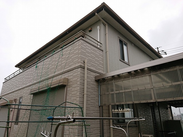 ベランダのある戸建住宅